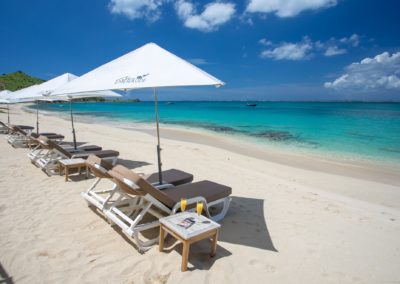 BEACH BLEU EMERAUDE GRAND CASE LOUNGE CHAIRS